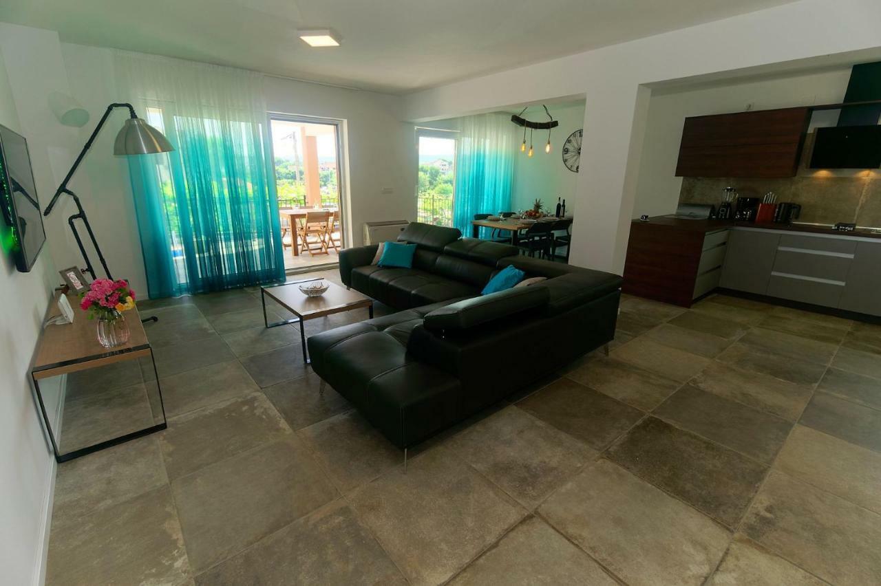 Villa Nerium Малинска Экстерьер фото